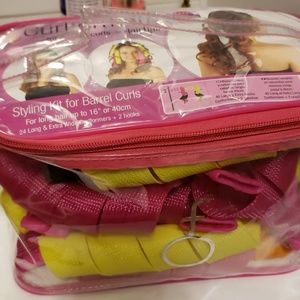 Curl formers styling kit for barrel curls